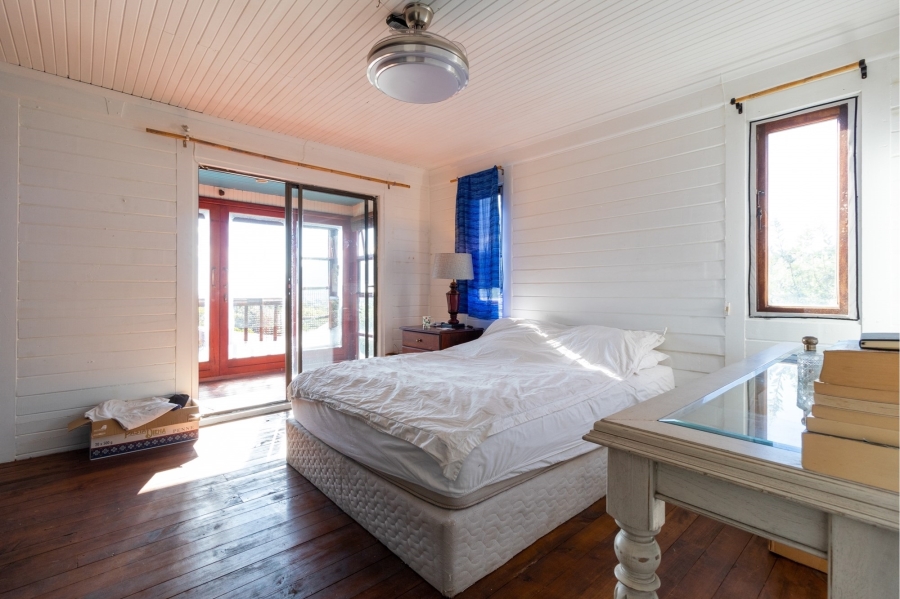 6 Bedroom Property for Sale in Capri Western Cape